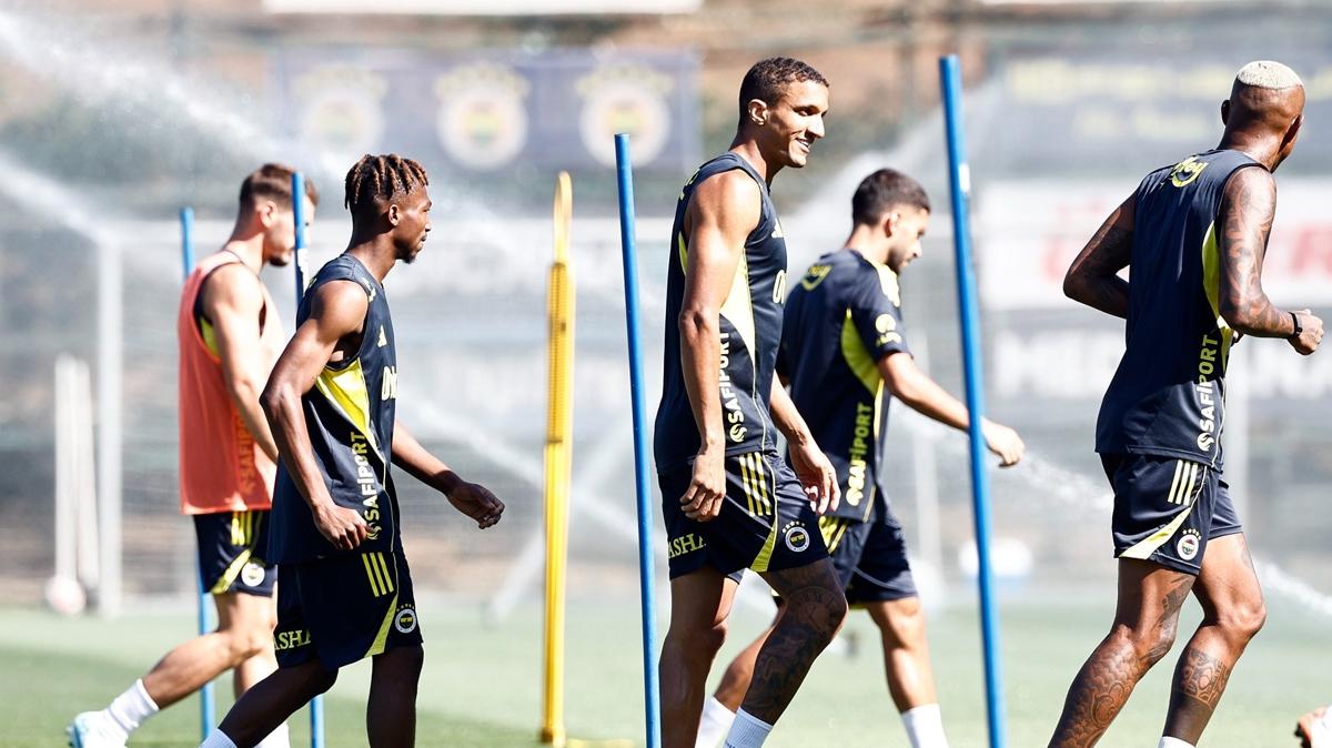 Fenerbahe'de gzler Sper Lig'de