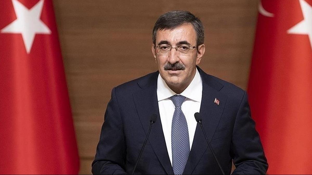 Cevdet Ylmaz'dan Emine Erdoan'n mektubuna destek paylam: Kresel adaletin tesisine vesile olmasn diliyorum