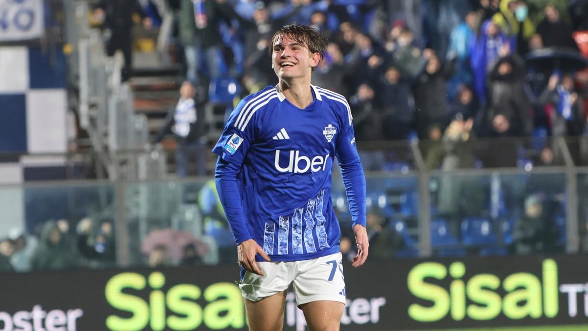 Tottenham, Nico Paz iin harekete geti