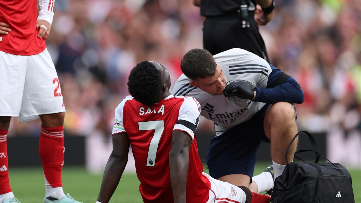 Arsenal'e kt haber! Bukayo Saka uzun sre sahalardan uzak kalacak