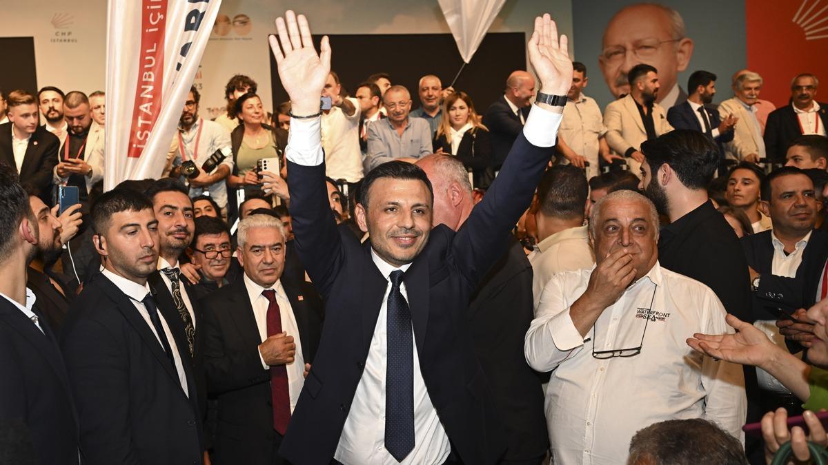 elik'in seildii kongrede rvet pazarl! CHP'ye sre verildi
