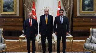 Cumhurbaşkanı Erdoğan Zekai Aksakallı ve Murat Yalçıntaş'ı kabul etti