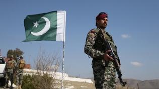 Pakistan Talibanı'na operasyon! 8 militan öldürüldü