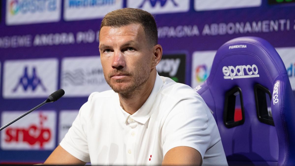 Stefano Pioli'den Edin Dzeko'ya vg
