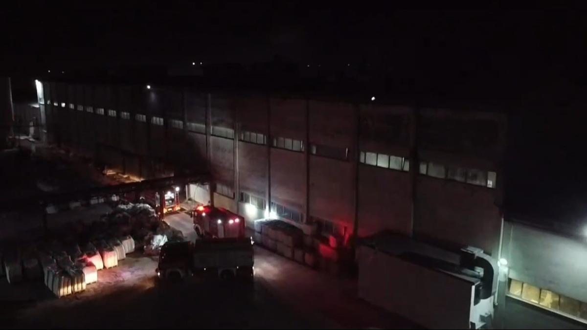 Balkesir'de kat fabrikasnda yangn panii
