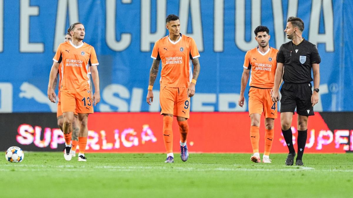Baakehir 3 golle malup! Avrupa serveni son buldu