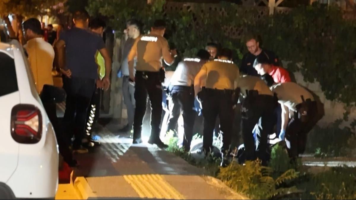 Boanma grmesi kanl bitti: Kaynpederi sokak ortasnda katletti