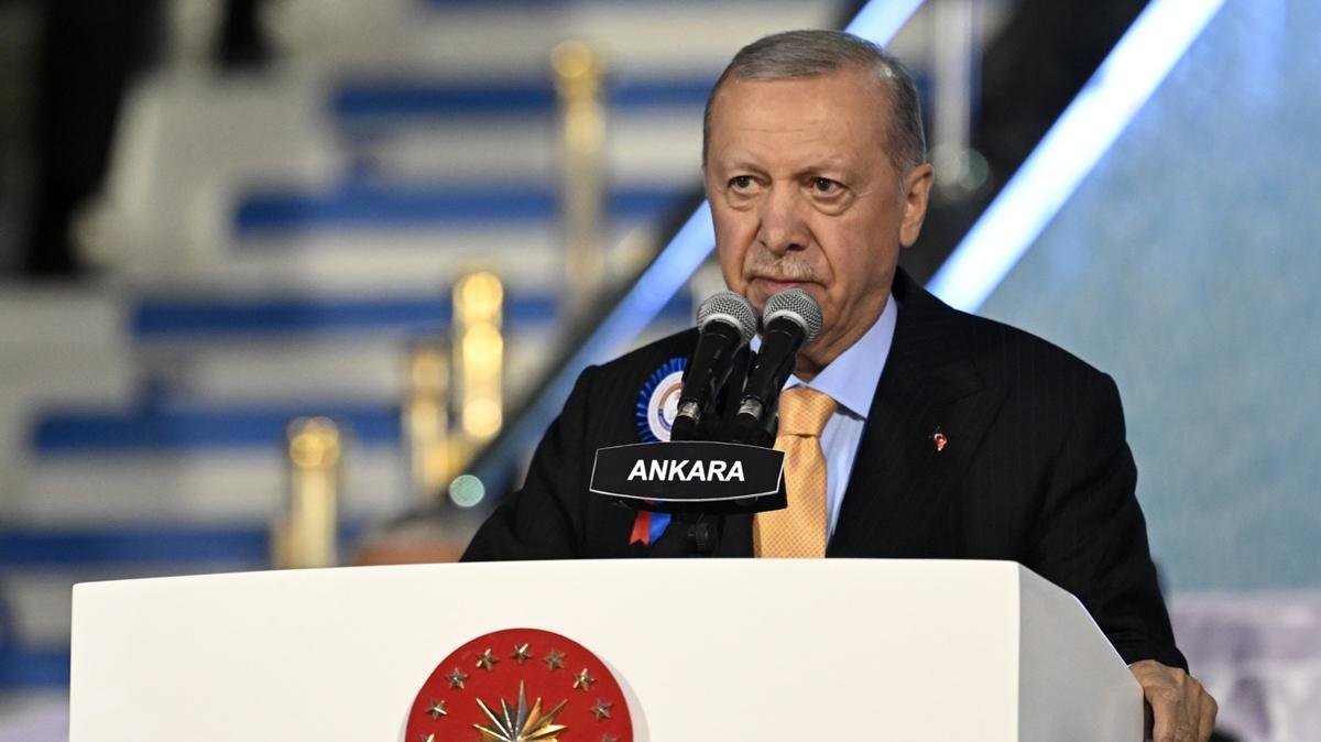 Cumhurbaşkanı Erdoğan FETÖ'nün hüsran tablosunu çizdi: 40 yıldır besledikleri militanları püskürttük