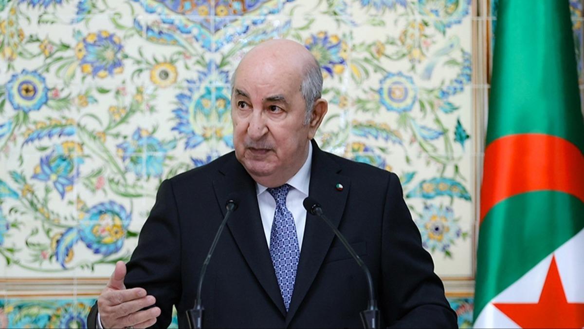 Cezayir Cumhurbakan Tebbun, Babakan Arbavi'yi grevden ald