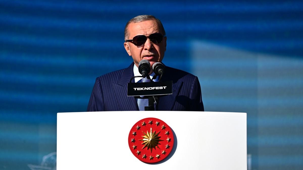 TEKNOFEST Mavi Vatan balad! Cumhurbakan Erdoan: Hasmlarmz endie ve tela iindeler