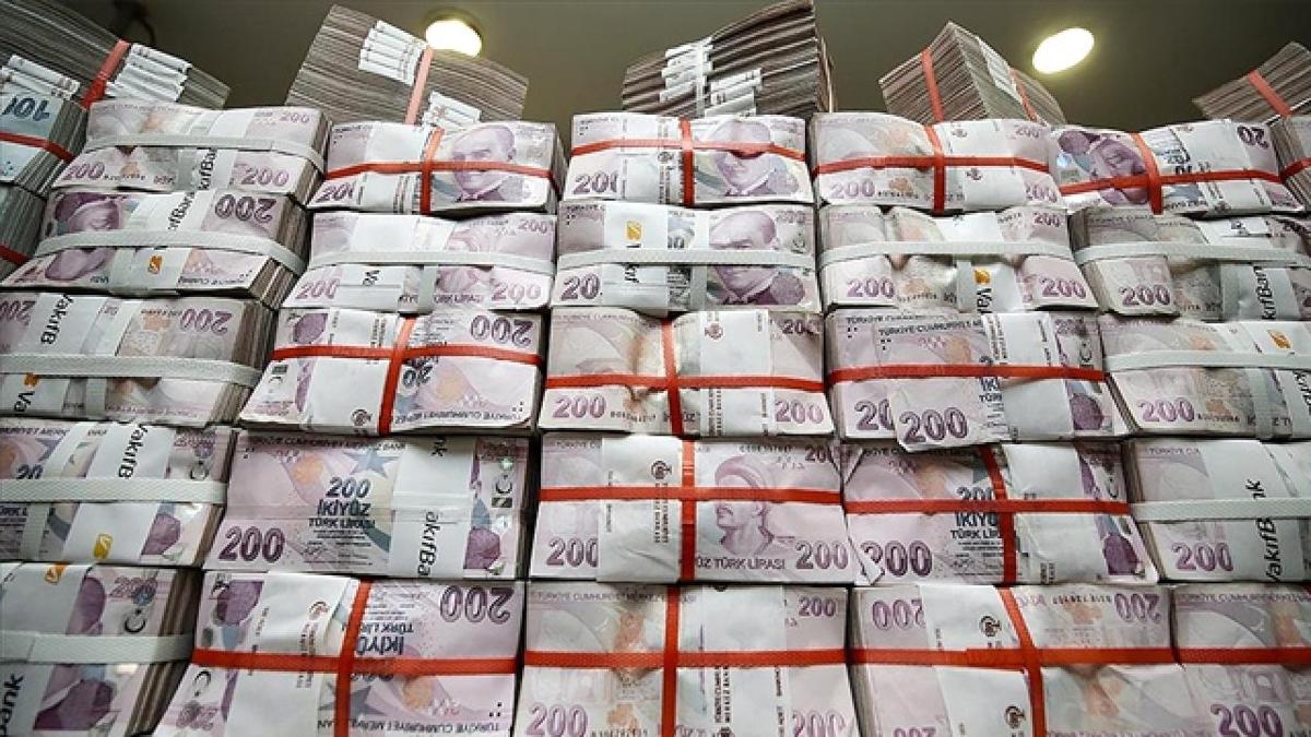 Bakanlktan Aile ve Genlik Fonu'na 10,5 milyar liralk destek