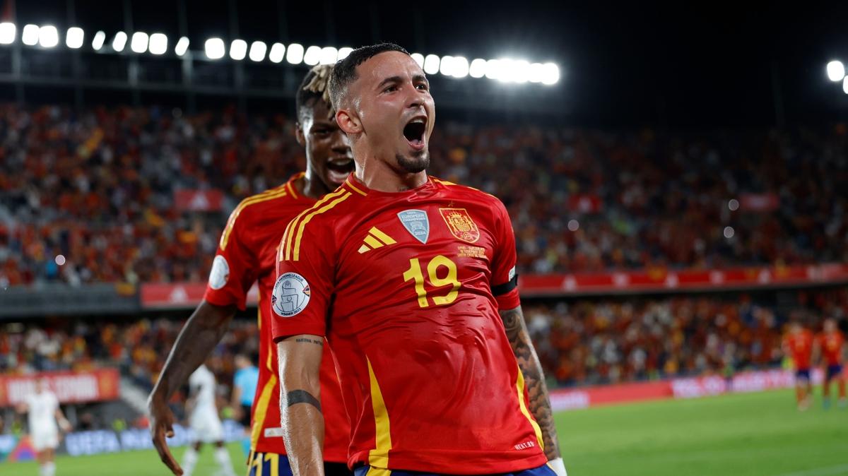 Crystal Palace, Yeremy Pino transferini aklad