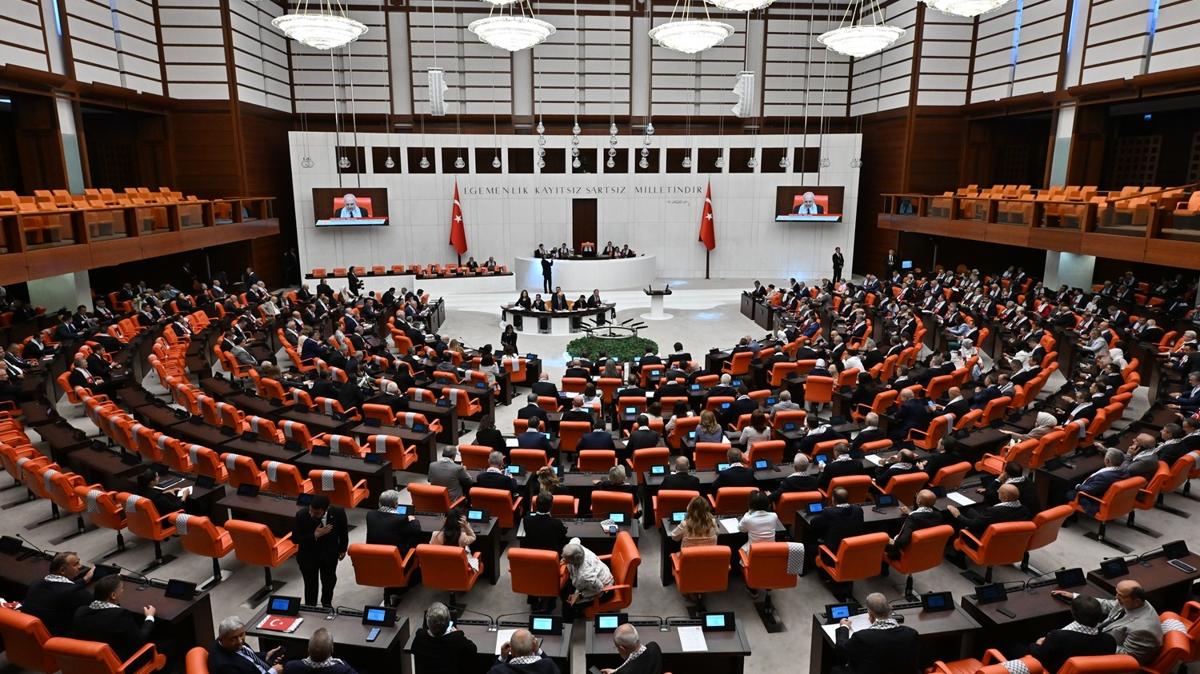Gazze tezkeresi Meclis'te kabul edildi... Dnyaya ar: Filistin ambargosunu krn