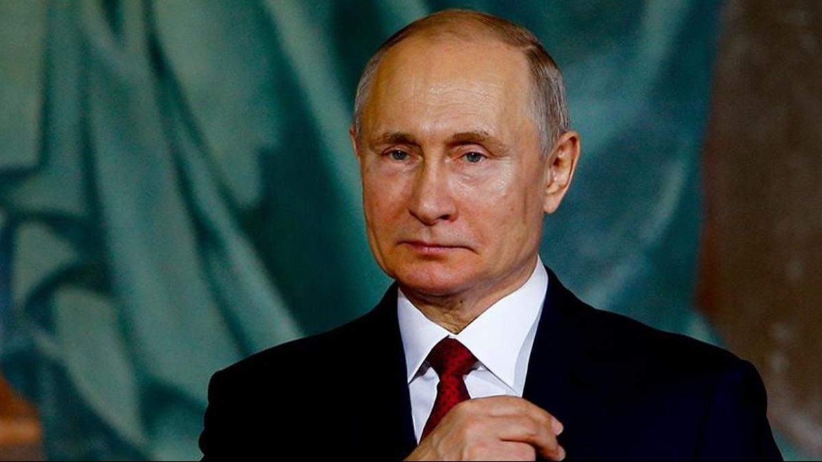 Pekin'de tarihi geit: Putin, 20 ibirlii belgesi iin hazr