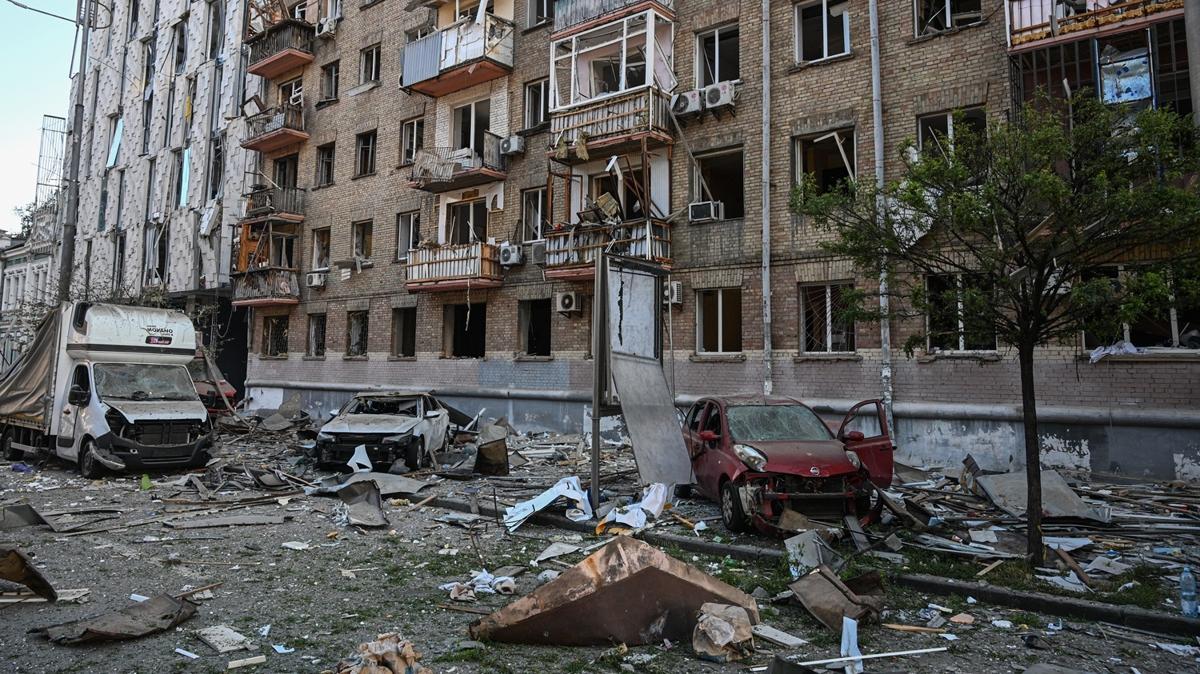 Rus saldrsnda 23 can kayb: Ukrayna'da yas ilan edildi