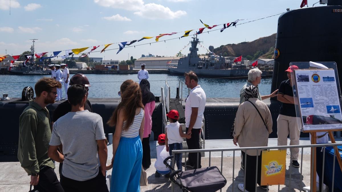 TCG Sakarya ve TCG Hzrreis denizaltlarna youn ilgi... TEKNOFEST Mavi Vatan'da ikinci gn