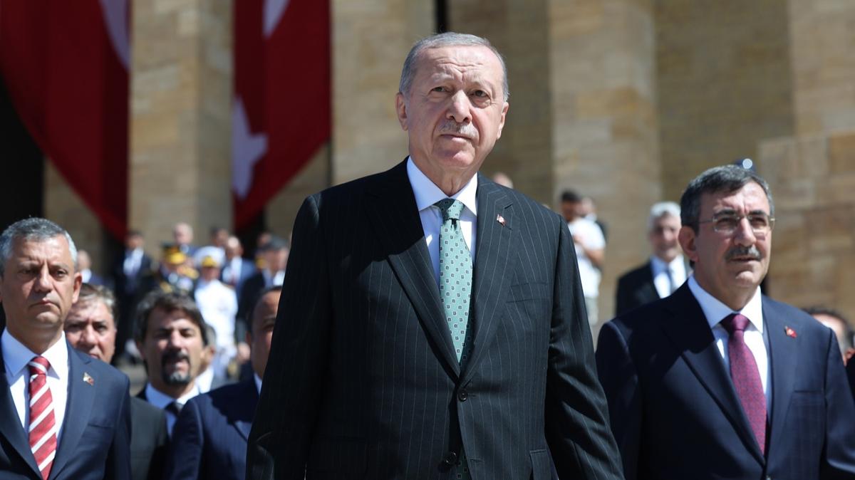 Cumhurbakan Erdoan'dan 30 Austos Zafer Bayram mesaj: Bu millet asla boyunduruk altna alnamaz
