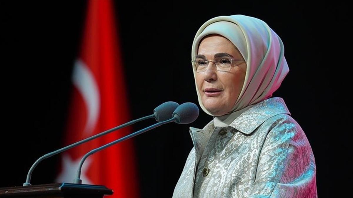 Emine Erdoan: 30 Austos Zaferi'nin ruhu ilelebet yaayacak