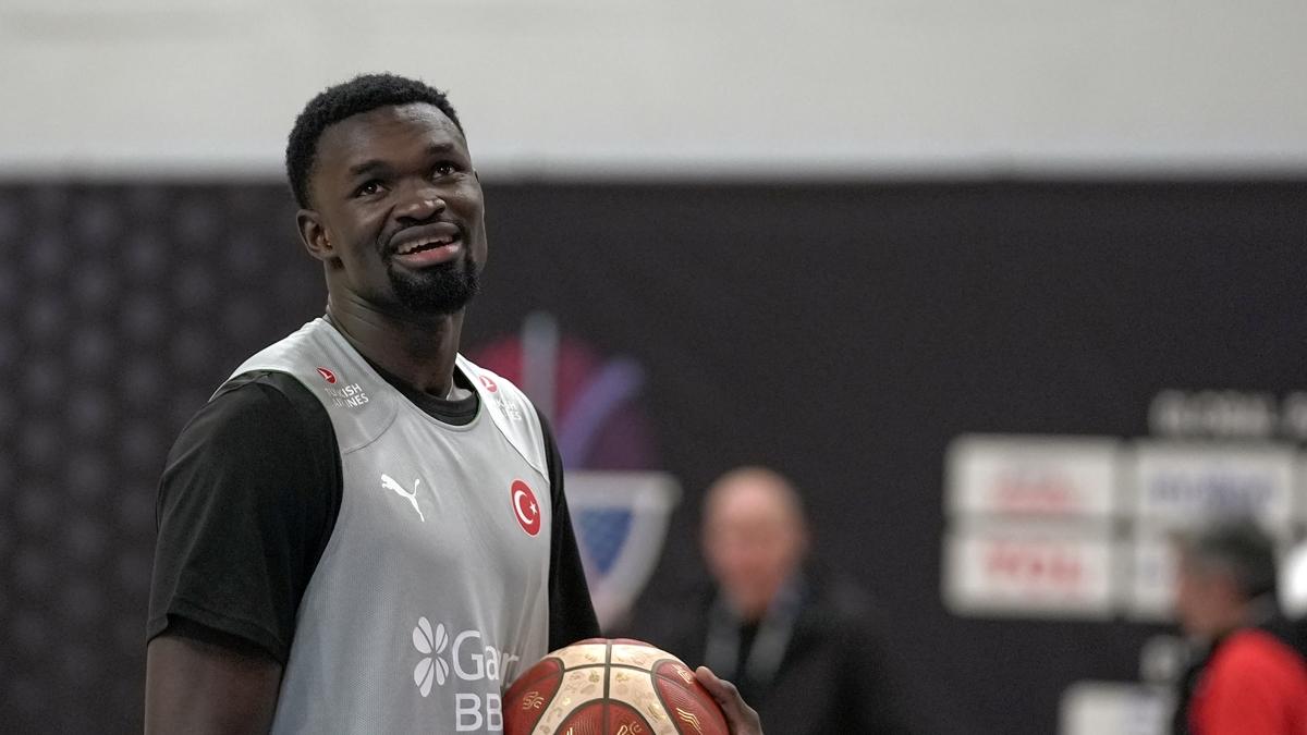 Adem Bona: Asl hedefimiz altn madalya