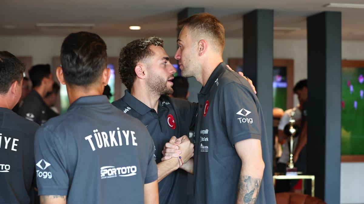 A Milli Futbol Takm, Riva'da topland