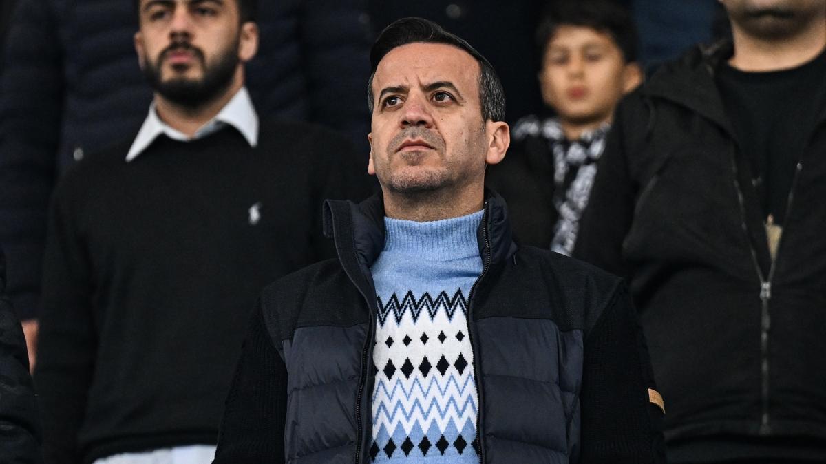 Adana Demirspor bakan istifa etti 