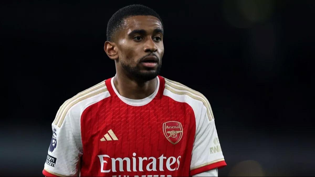 Beikta dmeni Ada'ya krd! Hedef yldz kanat Reiss Nelson