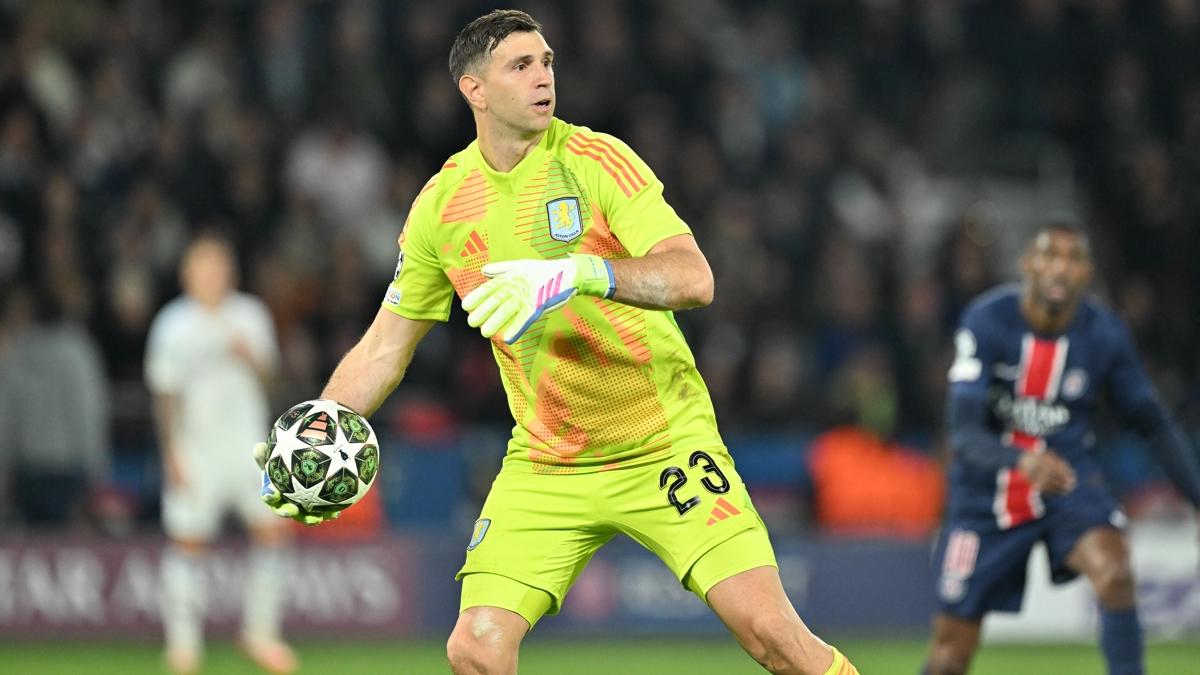 Manchester United, Emiliano Martinez iin 40 milyon euroyu gzden kard