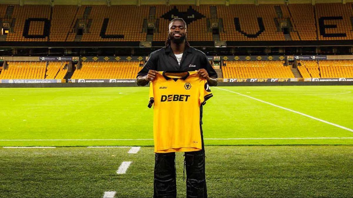 Wolverhampton, Tolu Arokodare transferini duyurdu