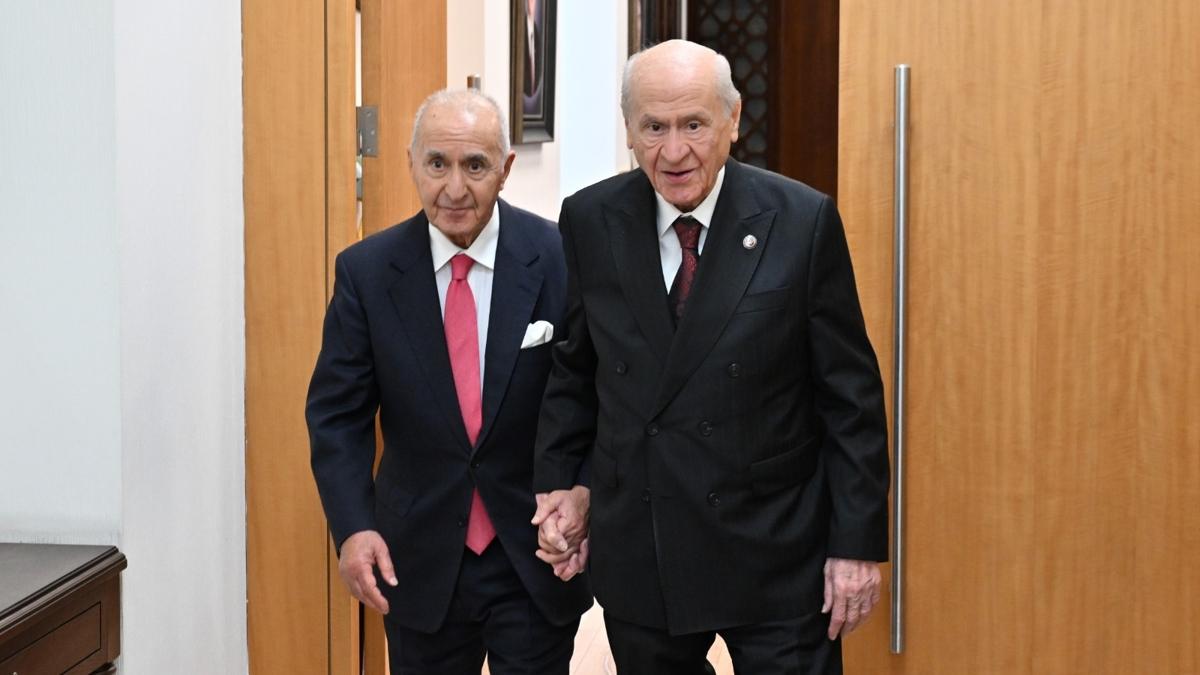 Hikmet etin'den MHP lideri Baheli'ye srpriz ziyaret