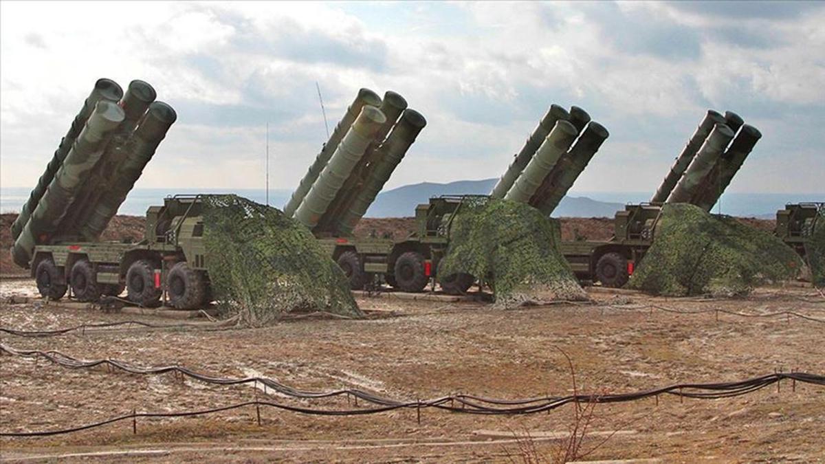 Kyasya pazarlk sonu verdi... S-400'ler havalimanna indi
