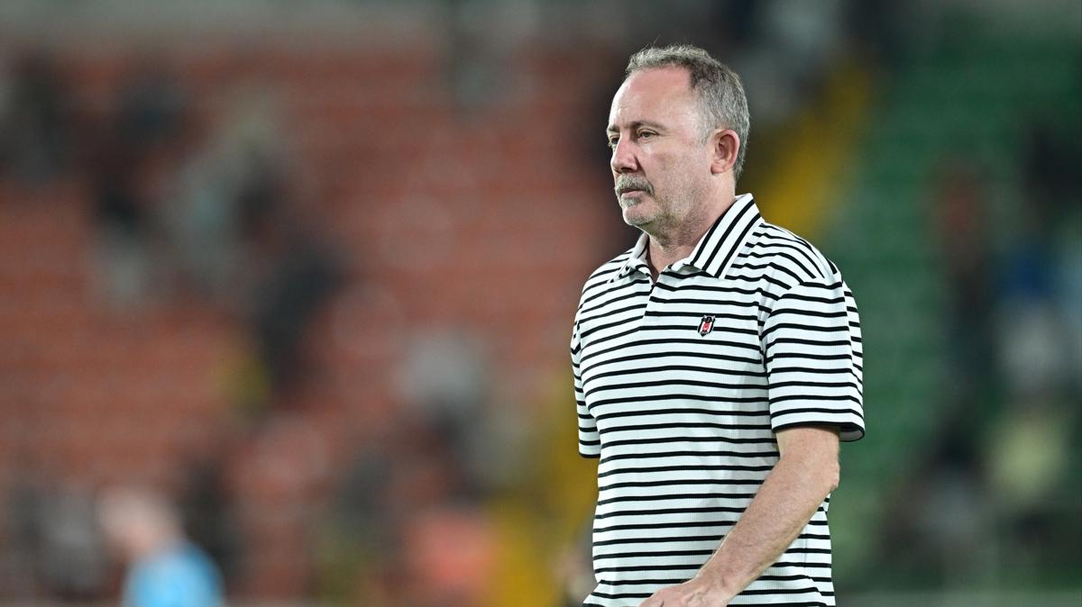 Beikta'ta transfer toplants! te Sergen Yaln'n talepleri