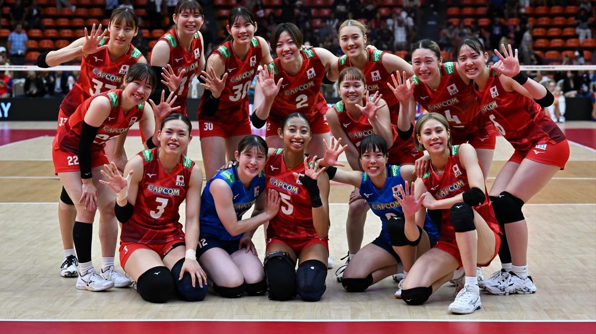 Ferhat Akba'n altrd Japonya, Dnya ampiyonas'nda yar finalde