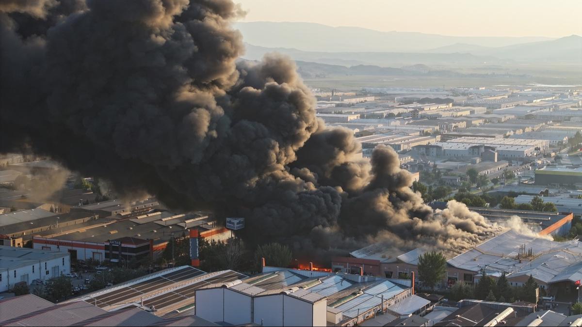 Kayseri'de kee fabrikasnda byk yangn: Ekipler seferber halde
