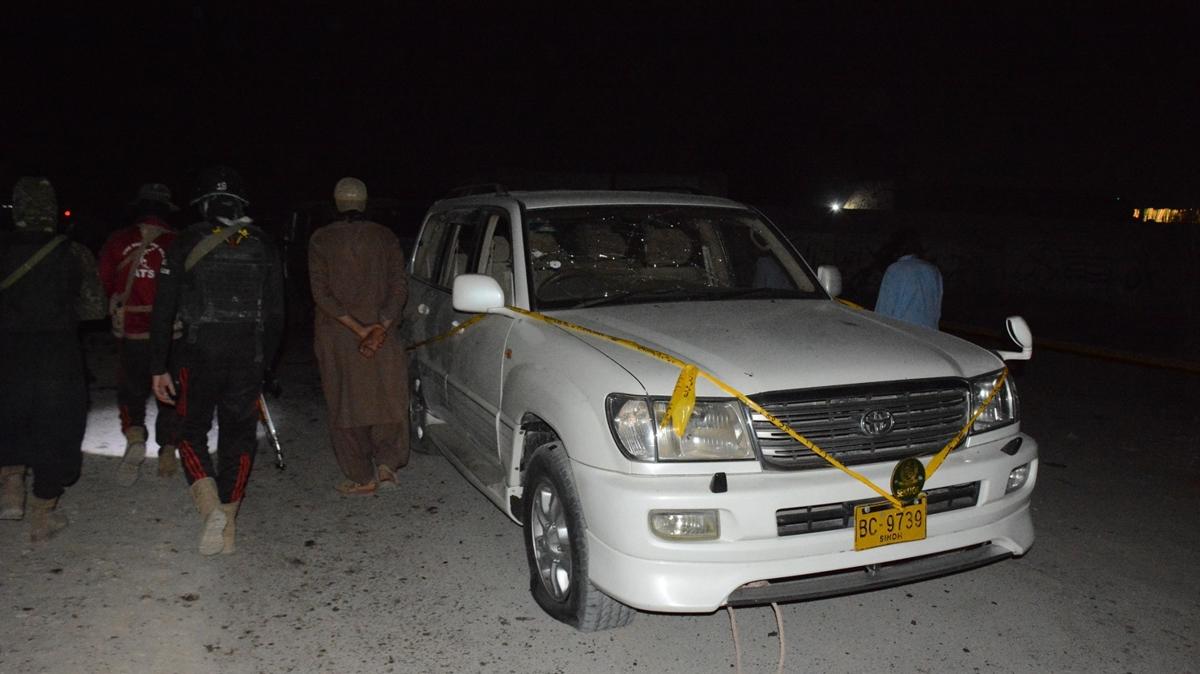 Pakistan'da patlama: Can kayb 13'e kt