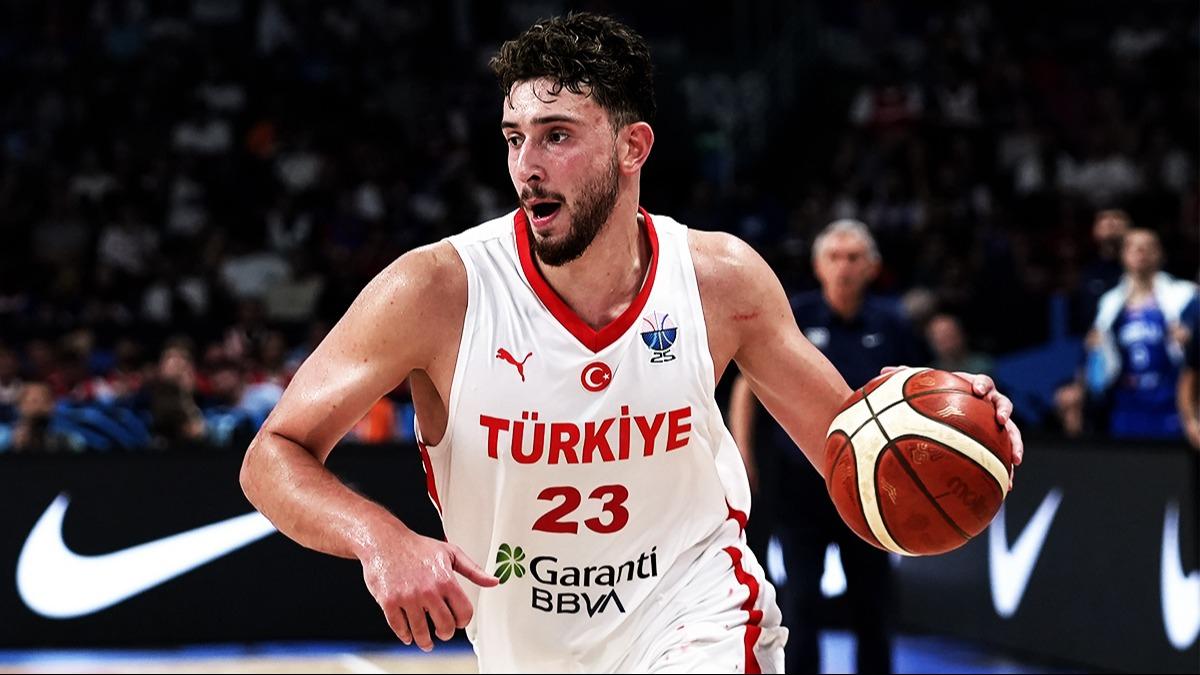 12 Dev Adam eyrek final iin parkeye kyor