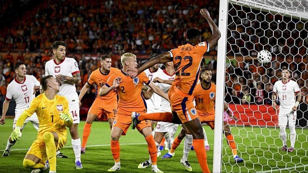 Hollanda ile Polonya puanlar paylat