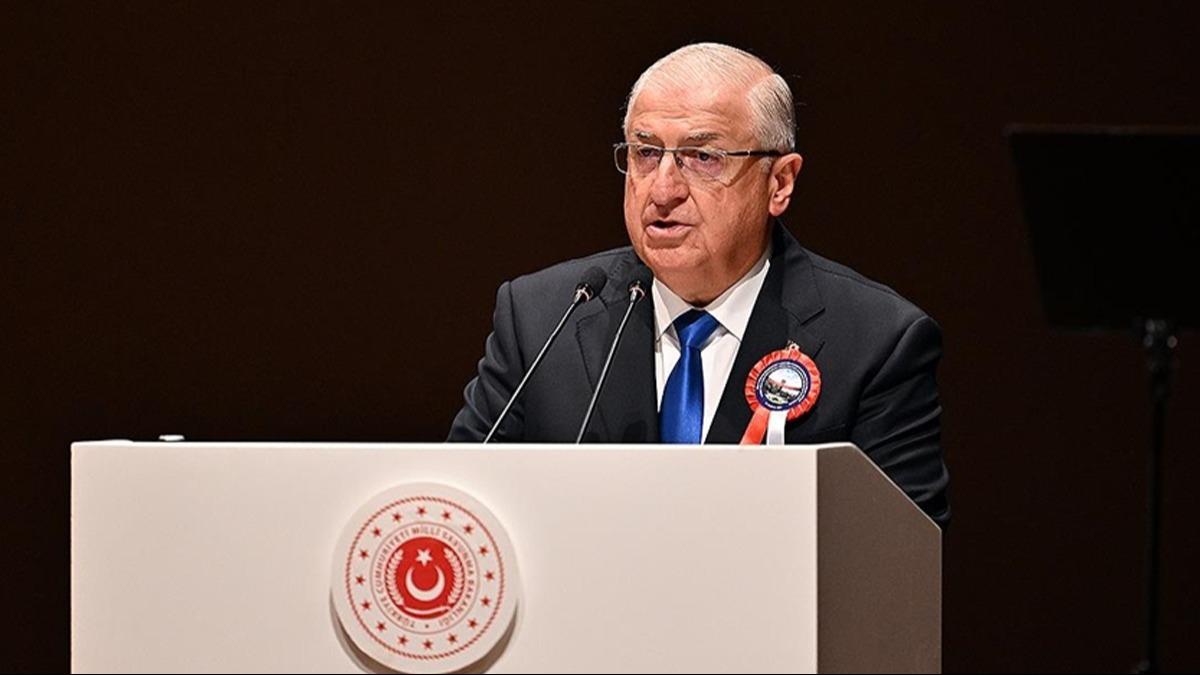 Milli Savunma Bakan Gler: PKK ve iltisakl tm gruplar derhal tm terr faaliyetlerine son vermeli