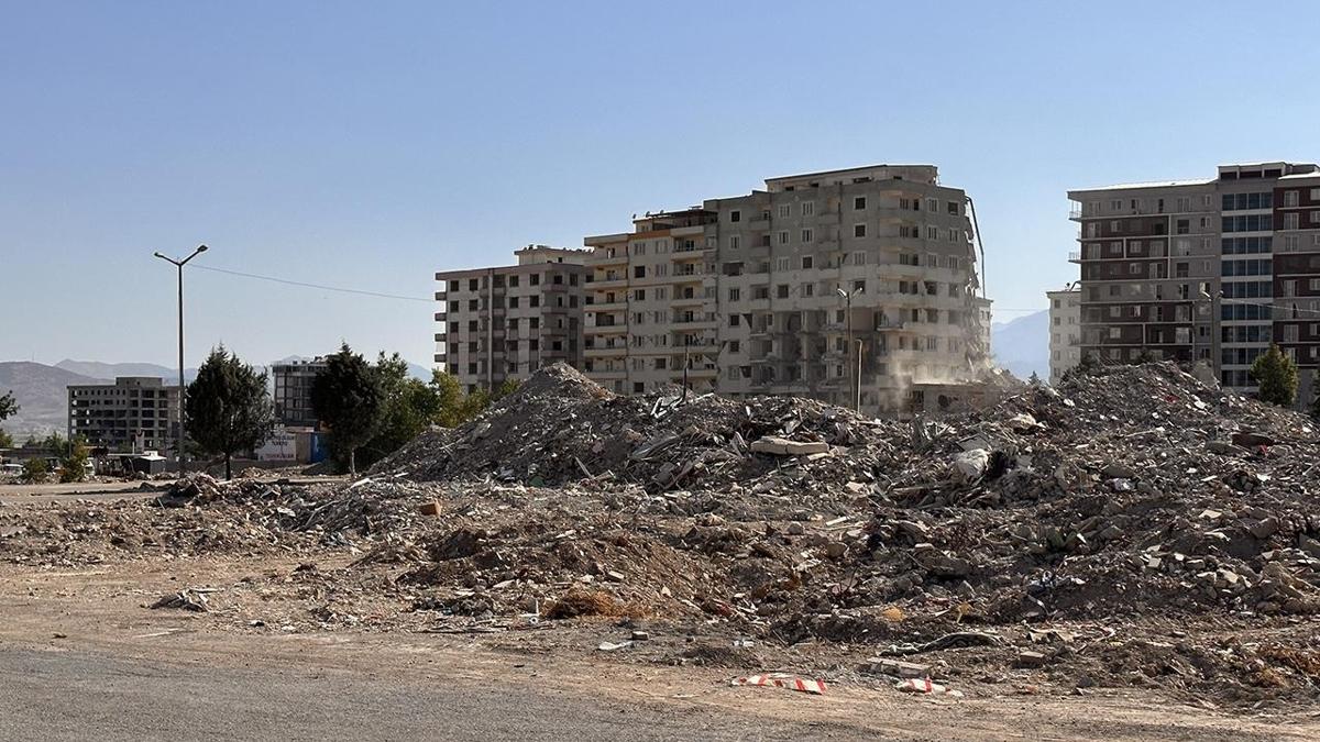 115 kii hayatn kaybetmiti: Ebrar Sitesi davasnda 9 kamu grevlisinin yarglanmas srd