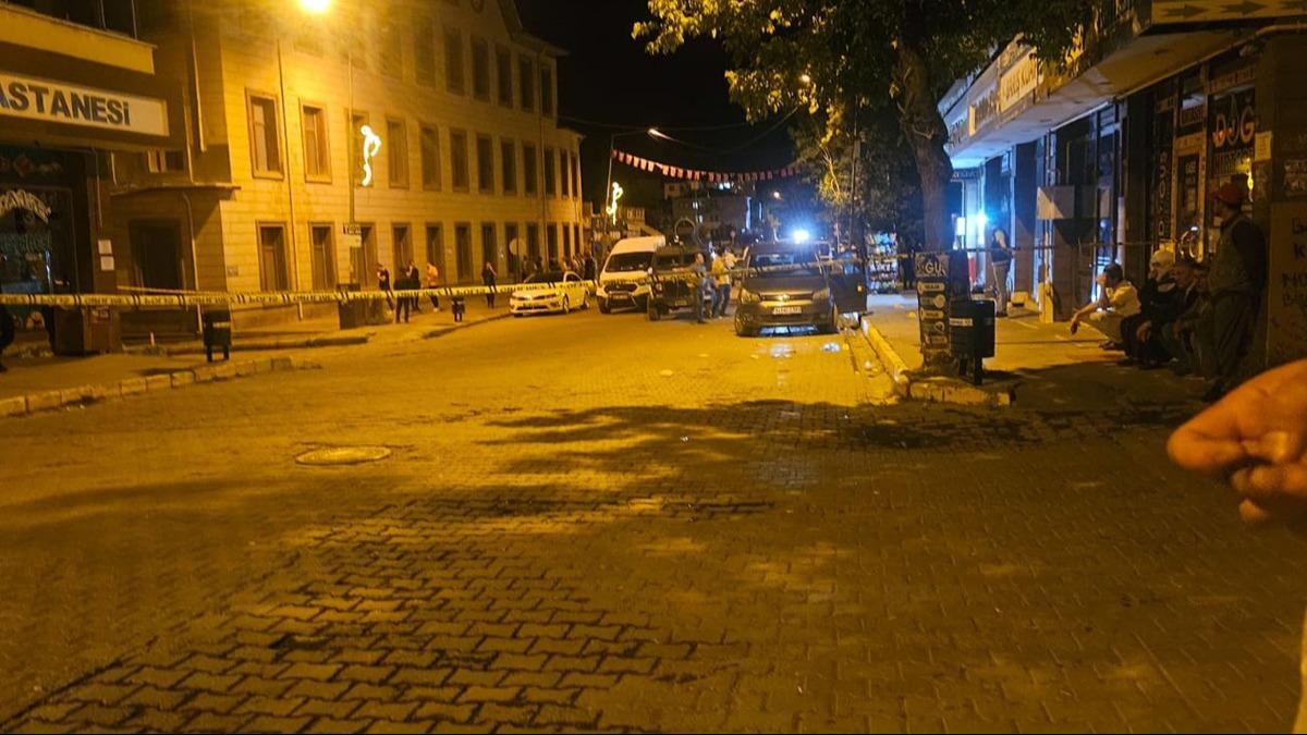 Ortalk kan glne dnd: Silahl atmadan 3 cenaze kt