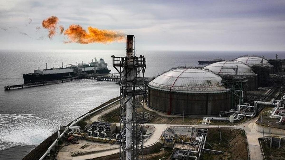 Toplamda 4,8 milyar metrekp! Trkiye'den petrol devi ile kritik anlama