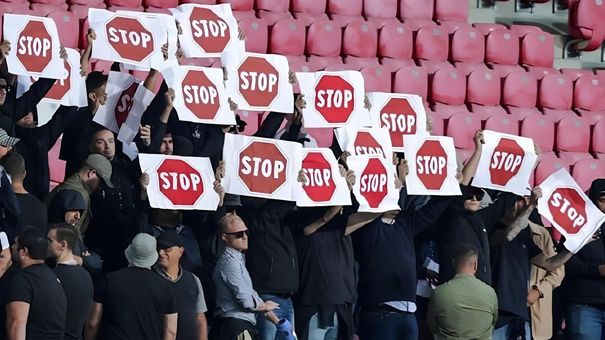 Zulme sessiz kalmadlar! talyan taraftarlardan srail'e protesto