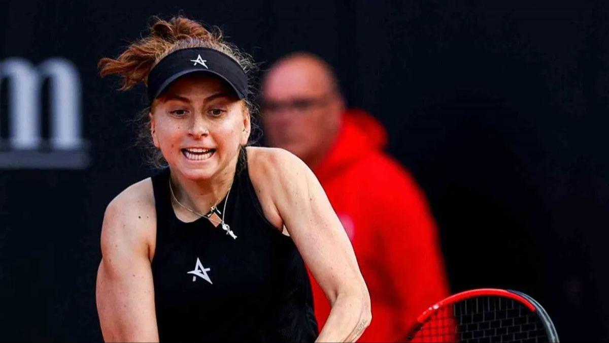 Berfu Cengiz kariyerinin ilk WTA ana tablo galibiyetini ald