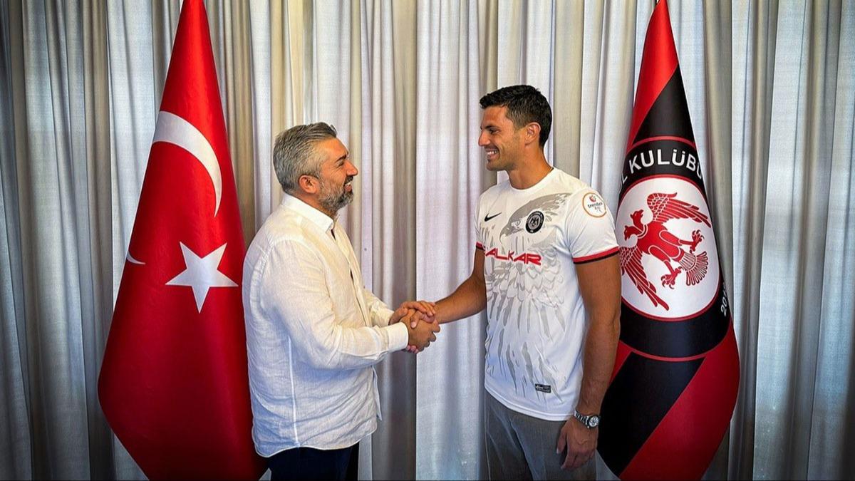 orum FK, Danijel Aleksic transferini duyurdu