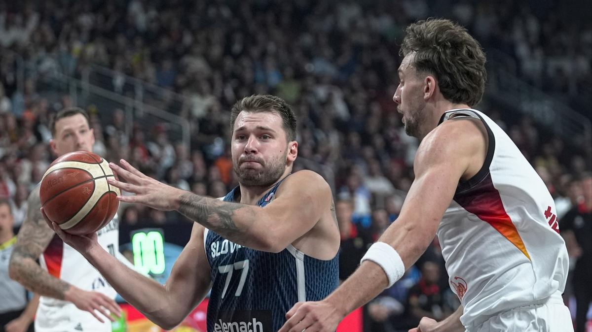 Doncic'in abas yetmedi, Almanya yar finale ykseldi