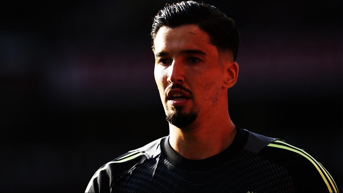 Dev ma ncesi duyurdular! Manchester United'da Altay Bayndr gelimesi