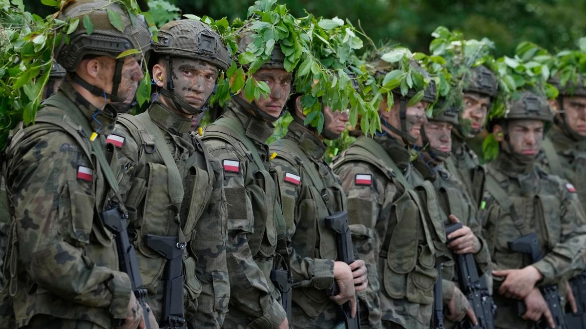 Snra 40 bin asker ylacak... Avrupa lkesinden ''Rusya-Belarus'' nlemi