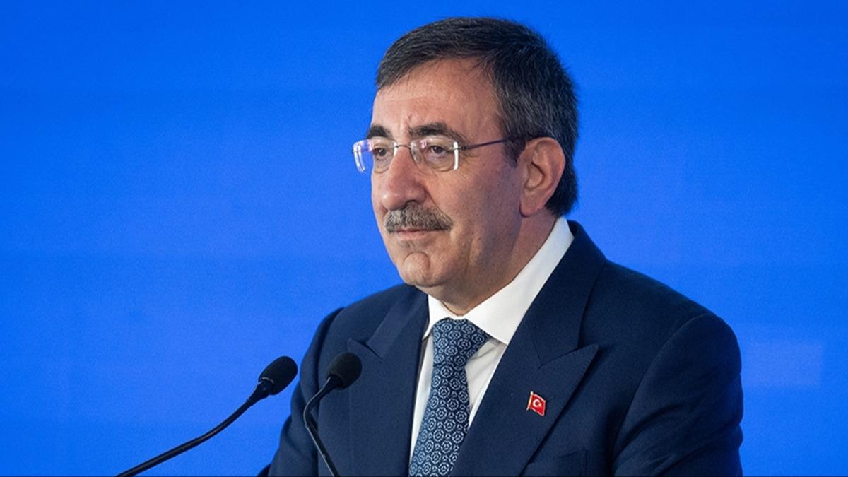 Cumhurbakan Yardmcs Ylmaz: Aziz milletimiz sivil iradenin oluturduu yeni bir anayasaya kavumay hak etmektedir