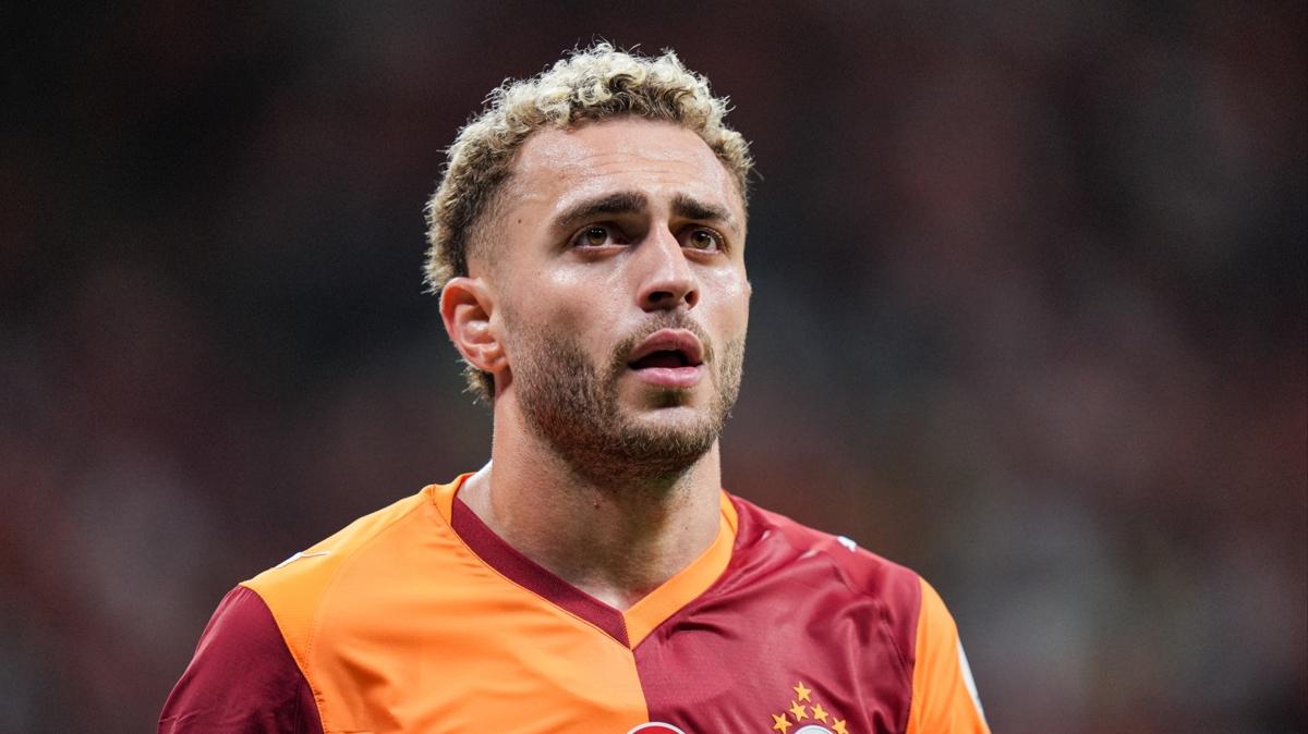 Galatasaray taraftarndan Bar Alper Ylmaz'a destek