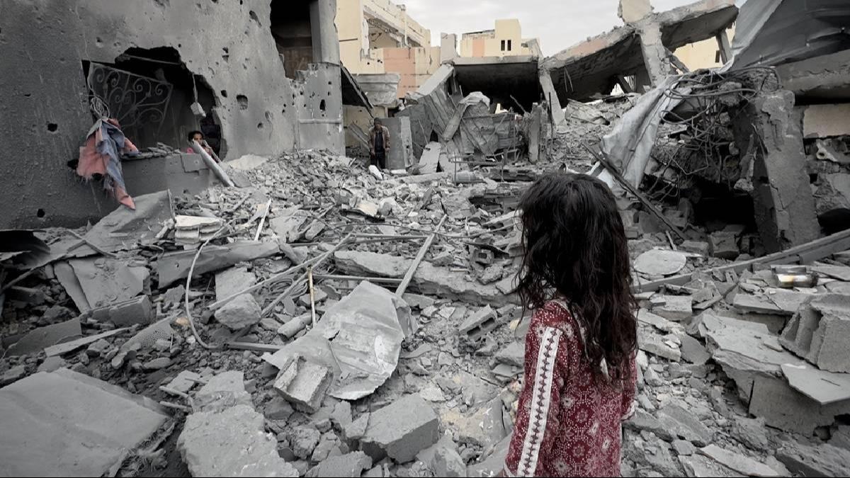 srail Nazileri geti... Hamas: Katiller uluslararas hukuku hie sayyor