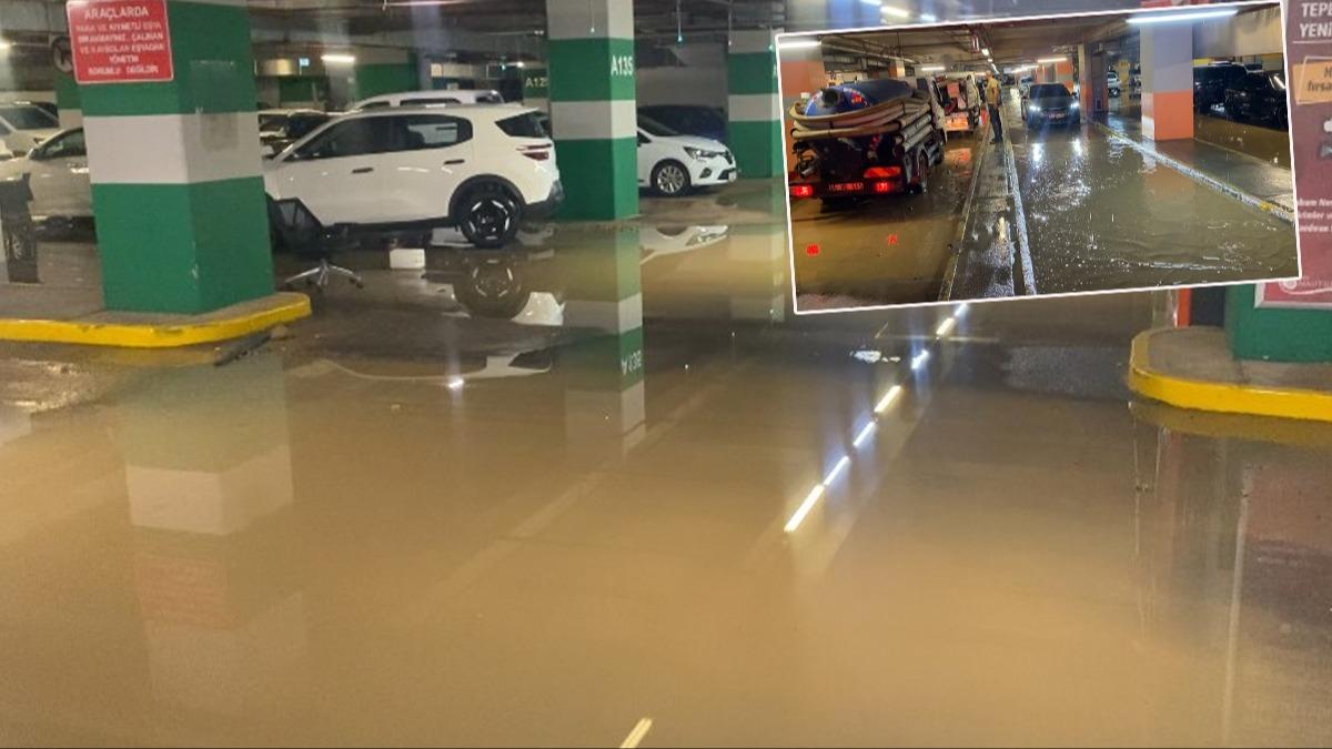 Kadky'de su borusu patlad! Vatandalar aralarn kurtarmak iin byk aba harcad